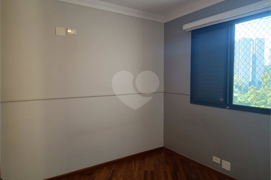 Apartamento à venda com 2 quartos, sendo 1 suíte, em Morumbi, São Paulo, SP