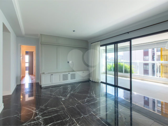 Apartamento à venda com 3 suítes em Brooklin, São Paulo, SP