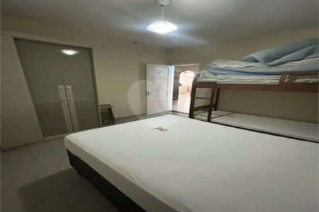Sítio à venda com 5 quartos, sendo 2 suítes,  em Marmeleiro, São Roque, SP