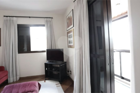 Apartamento à venda ou para alugar com 4 quartos, sendo 2 suítes, em Santana, São Paulo, SP