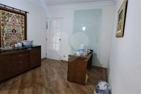 Apartamento à venda com 3 quartos, sendo 1 suíte, em MOEMA, São Paulo, SP
