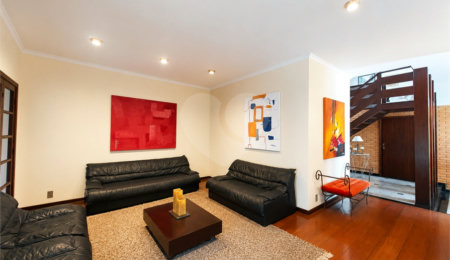 Casa à venda ou para alugar com 4 quartos, sendo 3 suítes, no Centro, Itapetininga, SP