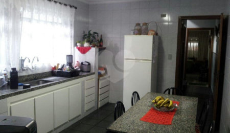 Sobrado à venda com 3 quartos, sendo 1 suíte,  em Vila Mazzei, São Paulo, SP