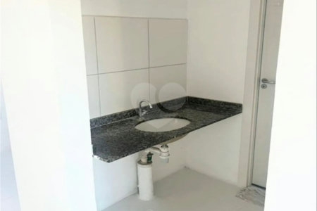 Apartamento à venda com 2 quartos em Santo Cristo, Rio de Janeiro, RJ
