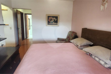 Casa à venda com 4 quartos, sendo 2 suítes, no condomínio Delle Stelle, Louveira - SP