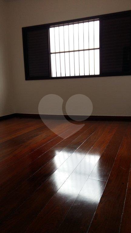 Sobrado à venda com 4 quartos, sendo 1 suíte, em Vila Nova Cachoeirinha, São Paulo, SP