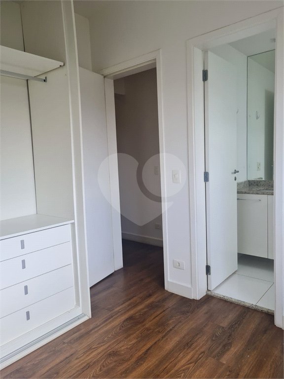 Apartamento à venda com 2 quartos, sendo 1 suíte, em Parque Reboucas, São Paulo, SP