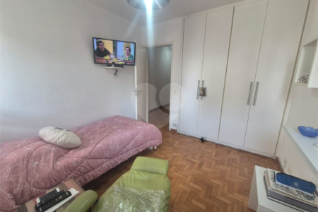Apartamento à venda com 3 quartos, sendo 1 suíte, em Itaim Bibi, São Paulo, SP