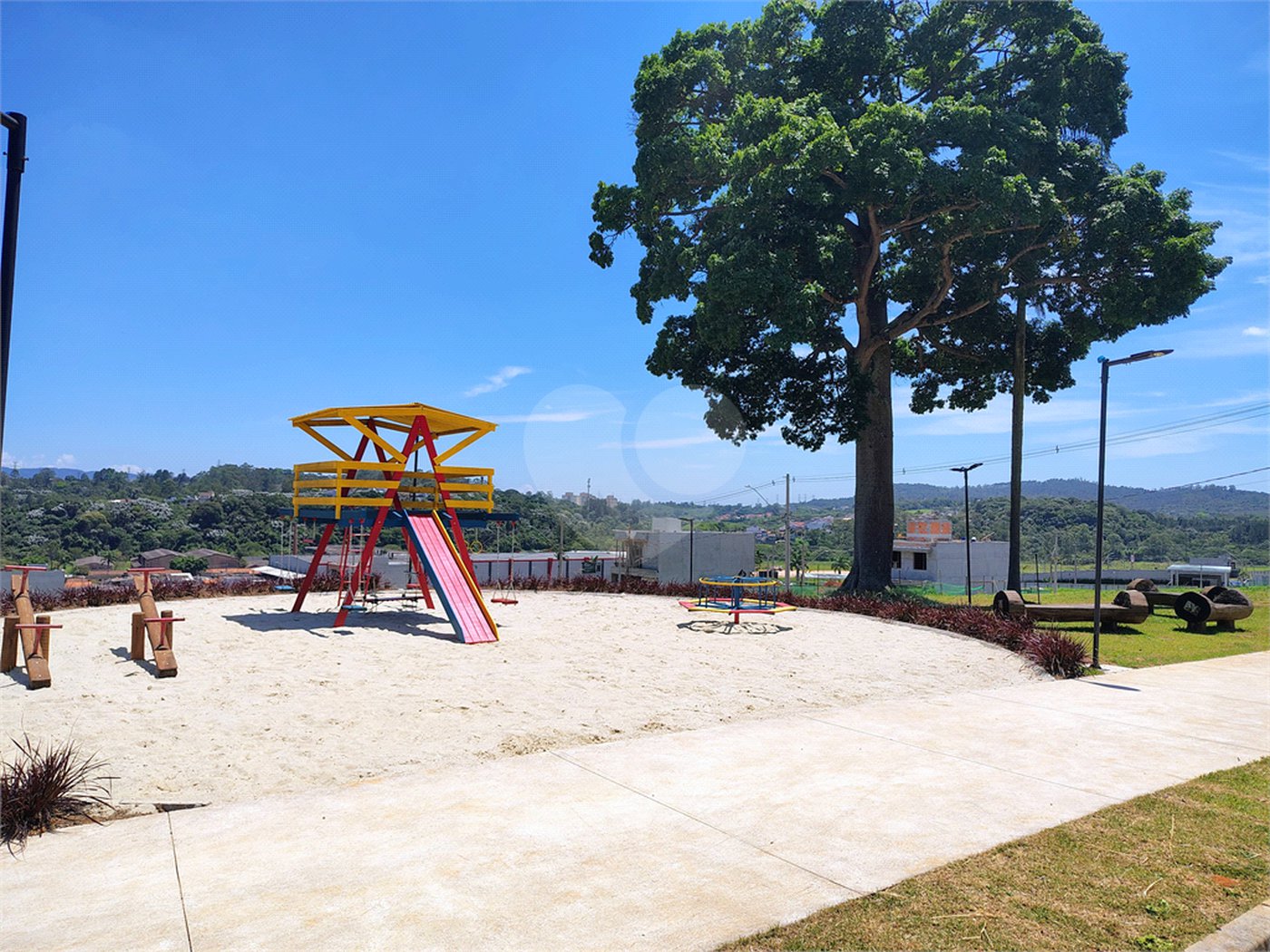 Terreno à venda no condomínio Paradise Garden, Mogi das Cruzes - SP