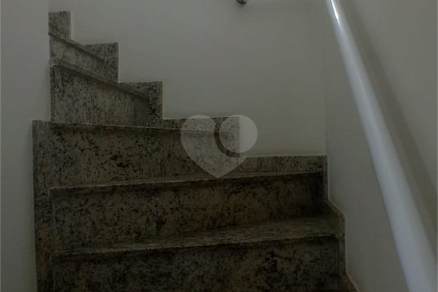 Casa à venda com 2 suítes no condomínio Residencial Pavoni I, São Paulo - SP