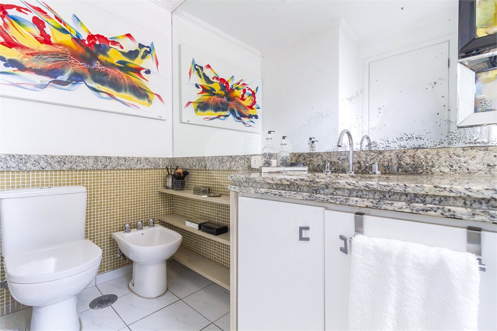Apartamento à venda com 4 quartos, sendo 3 suítes, em Jardim Monte Kemel, São Paulo, SP