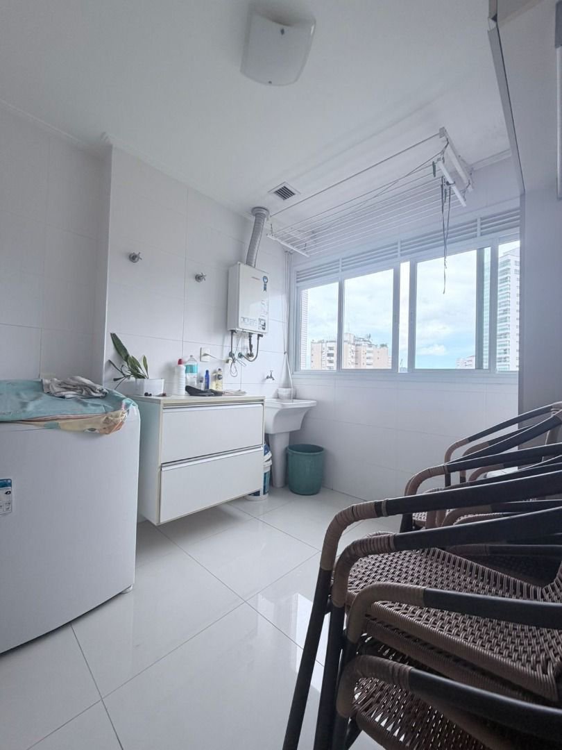 Apartamento com 2 dormitórios à venda, 135 m² por R$ 1.900.000,00 - Ponta da Praia - Santos/SP