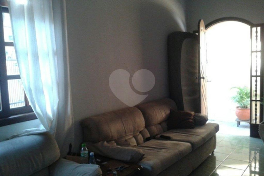 Casa Térrea à venda com 3 quartos, sendo 2 suítes, em Jardim Floresta, São Paulo, SP