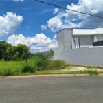 Terreno à venda com 1 suíte em Pinheirinho, Vinhedo, SP