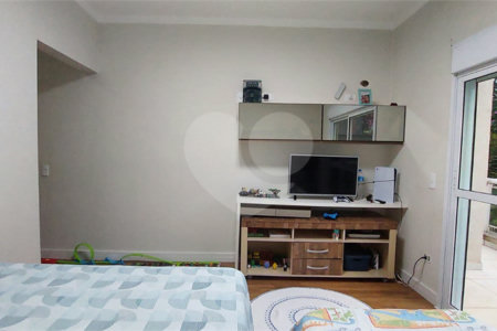 Casa para alugar com 4 quartos, sendo 3 suítes,  no condomínio Figueira Garden, Atibaia - SP