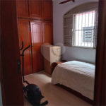 Sobrado à venda com 3 quartos em Tremembé, São Paulo, SP