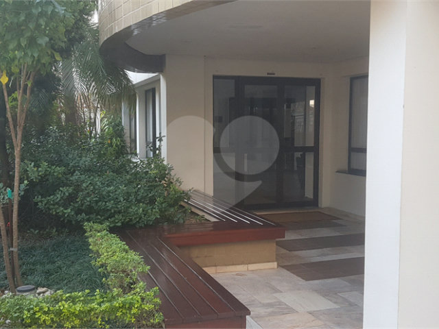 Apartamento à venda com 4 quartos, sendo 1 suíte,  em Santana, São Paulo, SP