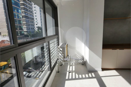 Apartamento à venda ou para alugar com 1 suíte em Santana, São Paulo, SP