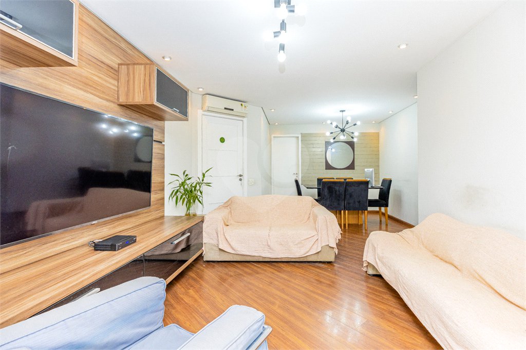 Apartamento à venda com 3 quartos, sendo 2 suítes, em Chácara Santo Antônio (zona Sul), São Paulo, SP