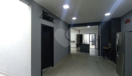 Casa à venda com 3 quartos, sendo 1 suíte,  em Vila Santana, Itapetininga, SP