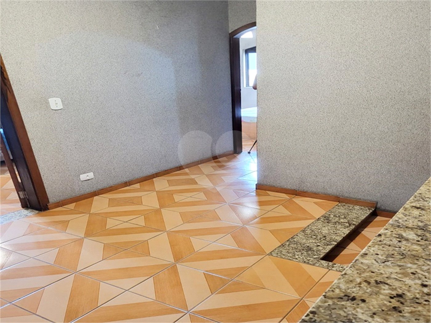 Casa à venda com 4 quartos, sendo 2 suítes, em Vila Maria Alta, São Paulo, SP