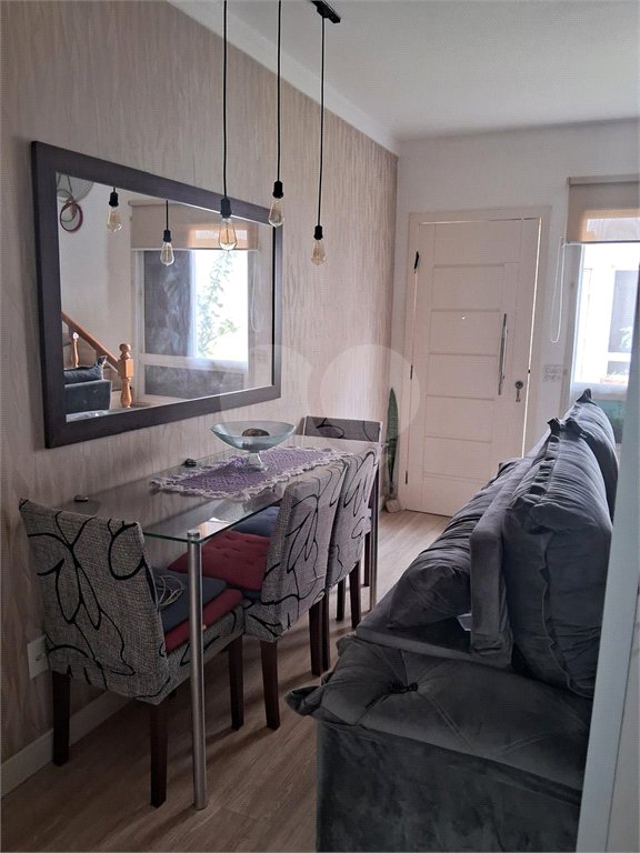 Casa à venda com 2 quartos no condomínio Viva Caucaia Iv, Cotia - SP