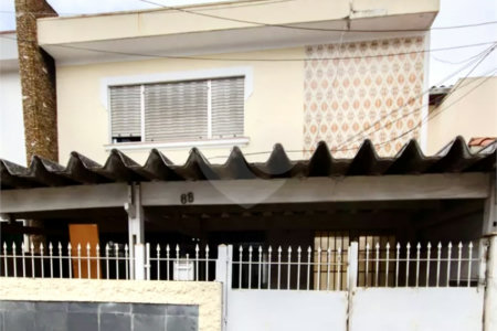 Sobrado à venda com 5 quartos, sendo 1 suíte, em Vila Monumento, São Paulo, SP