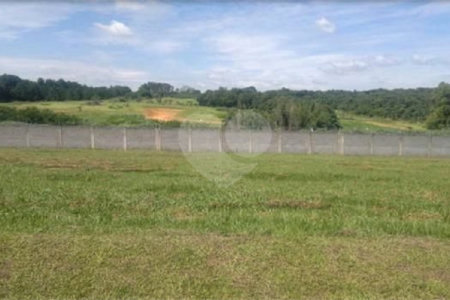 Terreno à venda no condomínio Vale do Lago, Sorocaba - SP