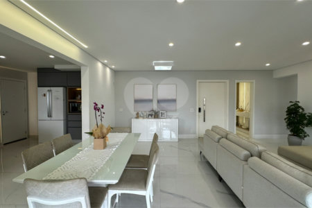 Apartamento à venda com 3 suítes em Jardim Prudência, São Paulo, SP