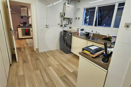 Apartamento à venda com 3 suítes em Indianópolis, São Paulo, SP