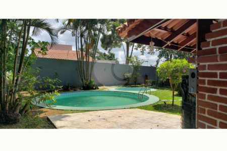 Casa à venda com 4 quartos, sendo 3 suítes, em Interlagos, São Paulo, SP