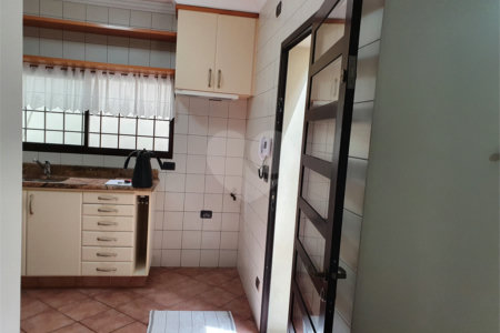 Sobrado à venda com 3 quartos, sendo 1 suíte, em Brooklin, São Paulo, SP
