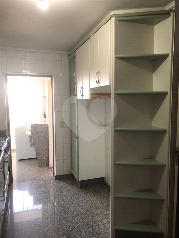 Apartamento à venda com 3 quartos, sendo 1 suíte, em Vila Paulicéia, São Paulo, SP