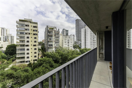 Apartamento à venda ou para alugar com 1 suíte em Jardim das Bandeiras, São Paulo, SP