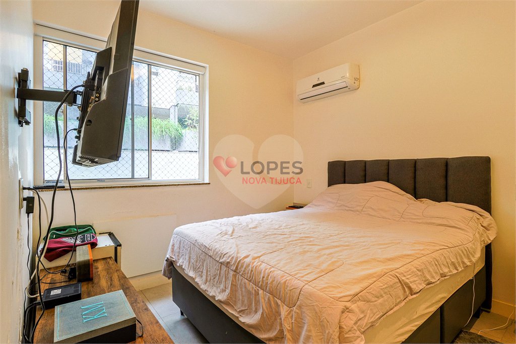 Apartamento à venda com 3 quartos, sendo 1 suíte,  em Lagoa, Rio de Janeiro, RJ