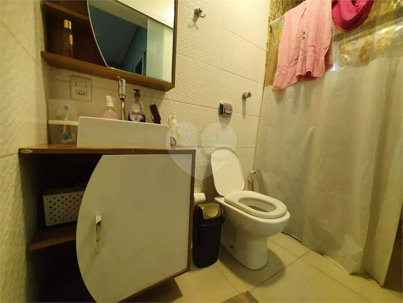 Casa à venda com 3 quartos, sendo 1 suíte, em Jardim Califórnia, Indaiatuba, SP