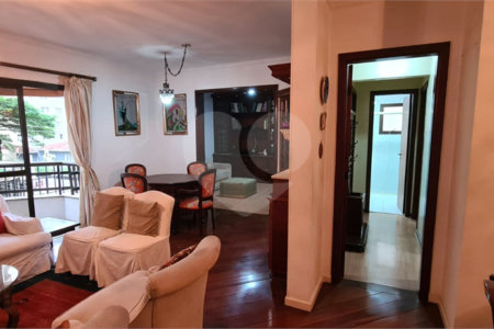 Apartamento para venda 140m² 3 dormitórios sendo 1 suíte, 2 vagas - Moema - São Paulo/SP.