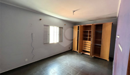 Sobrado à venda com 3 quartos, sendo 1 suíte, em Jardim Marek, Santo André, SP