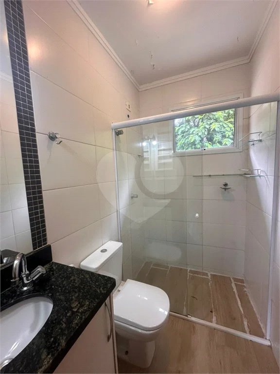 Casa de Condomínio com 3 Quartos e 2 banheiros à Venda, 311 m² por R$ 750.000