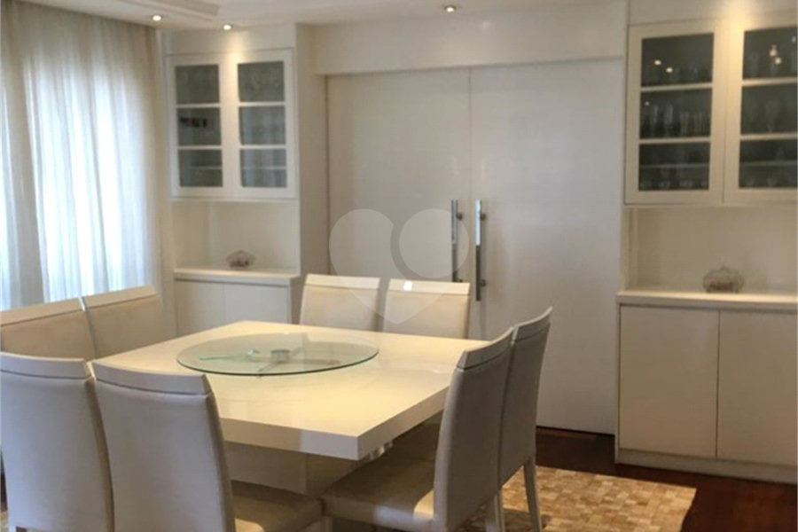 Apartamento para venda Alto de Santana com 220 m² de área primativa.