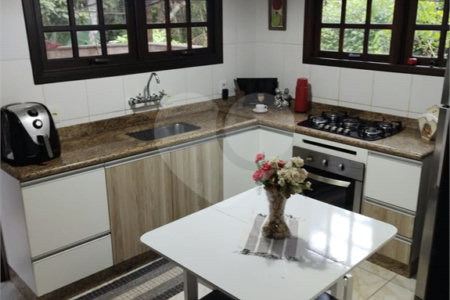 Casa Térrea à venda com 3 quartos, sendo 1 suíte,  em Taiaçupeba, Mogi das Cruzes, SP