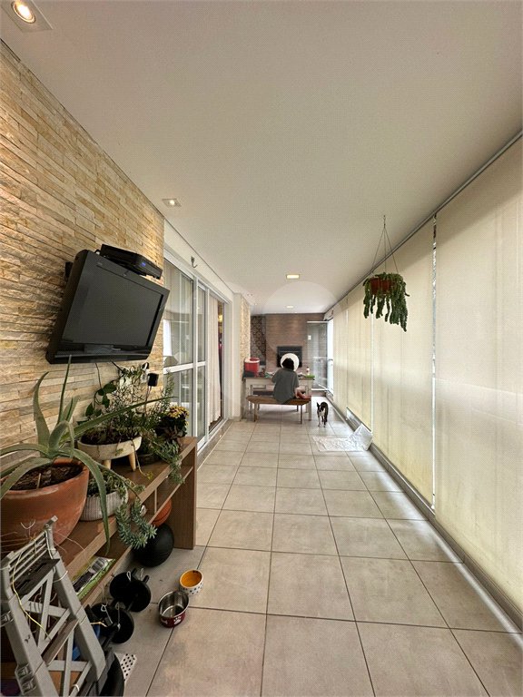 Apartamento à venda com 3 suítes em Santana, São Paulo, SP