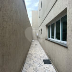 Sobrado à venda com 3 quartos, sendo 1 suíte,  em Jardim Vila Galvão, Guarulhos, SP