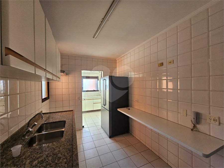 Apartamento para alugar com 3 quartos, sendo 1 suíte, em Alto da Boa Vista, São Paulo, SP