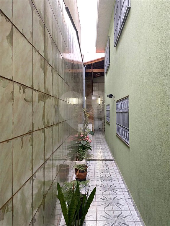 Sobrado à venda com 4 quartos, sendo 1 suíte, em Artur Alvim, São Paulo, SP