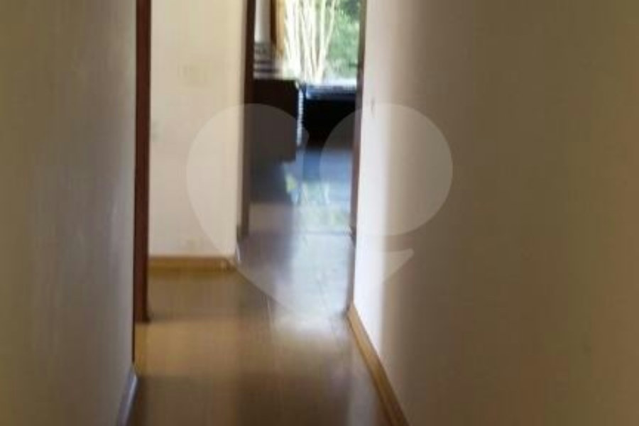 Casa à venda com 3 suítes em Vila Albertina, São Paulo, SP