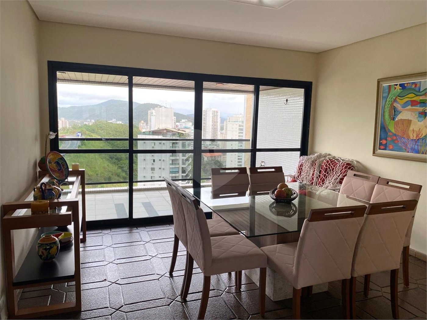 Apartamento à venda com 4 suítes em Jardim Astúrias, Guarujá, SP