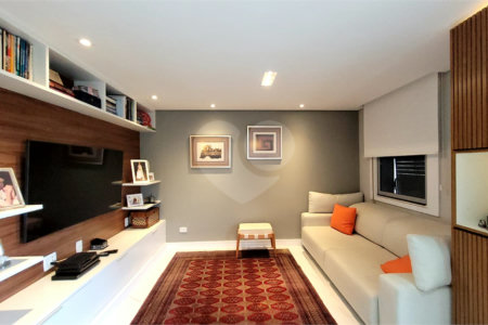 Apartamento à venda com 3 quartos, sendo 1 suíte, em Alto da Boa Vista, São Paulo, SP