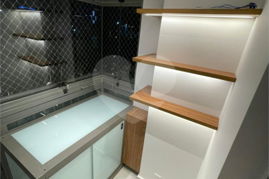 Apartamento à venda ou para alugar com 3 quartos, sendo 1 suíte, em Barra Funda, São Paulo, SP