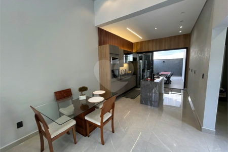 Casa à venda com 3 quartos, sendo 1 suíte, em Jardim Residencial Jardim, Sorocaba, SP
